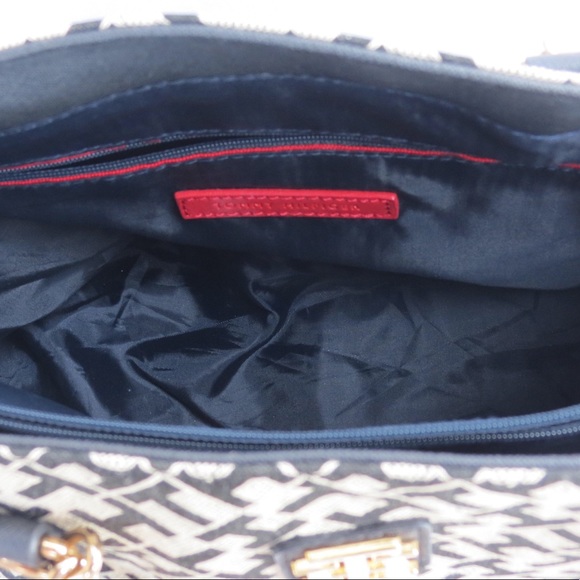 Tommy Hilfiger Monogram Tote - Picture 3 of 6